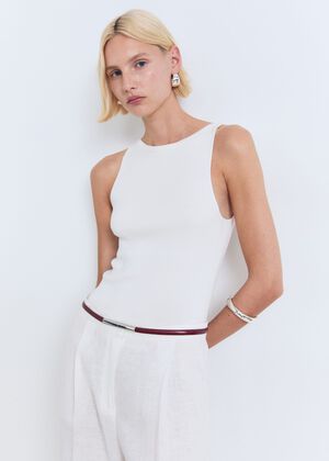 Fine-knit top