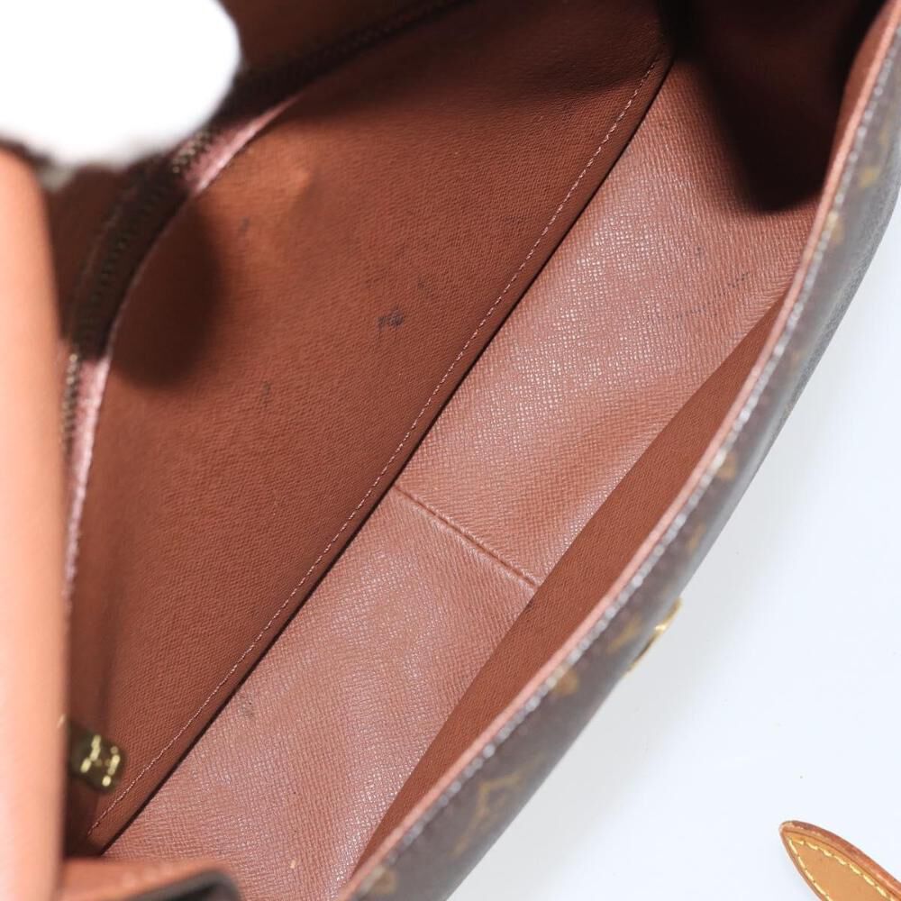 Louis Vuitton Shoulder Bags