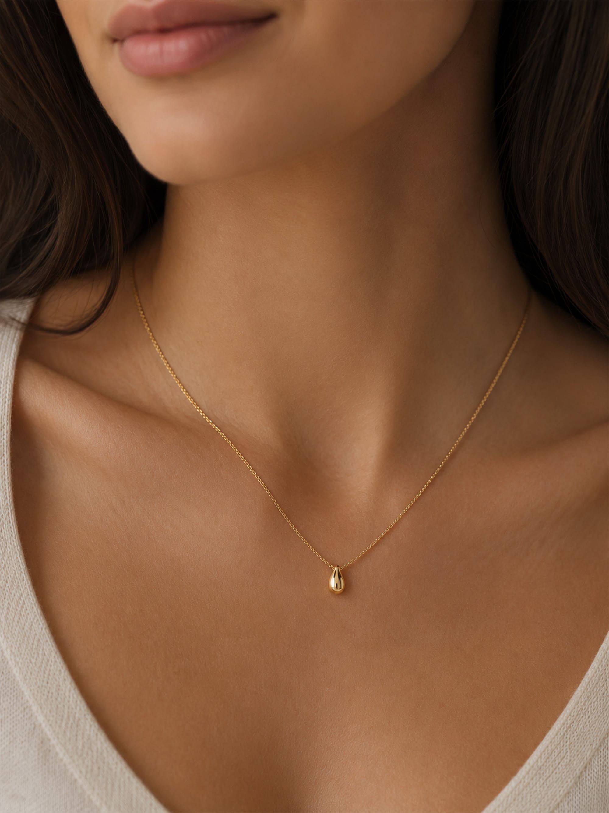 Women's Gold Drop Pendant Necklace