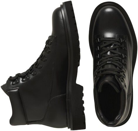 MArams Boot