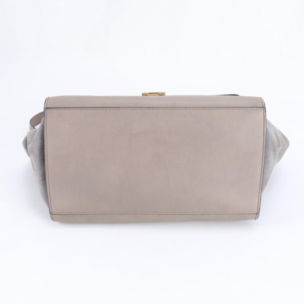 C&eacute;line Trapeze