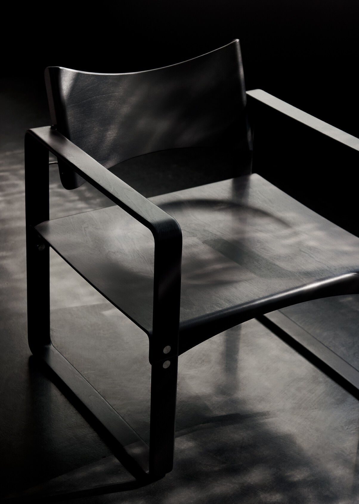 Series 270 F Armchair