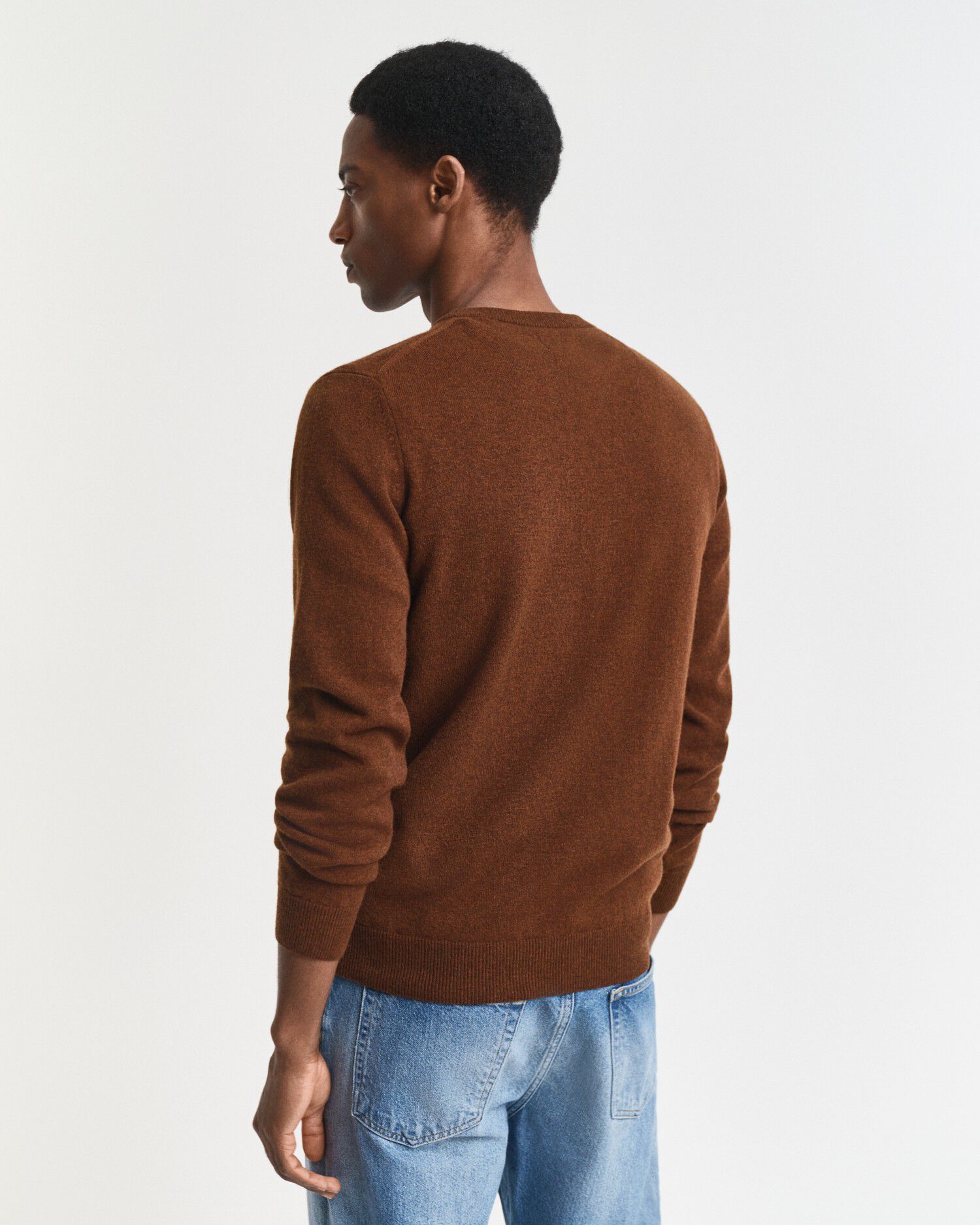 SUPERFINE LAMBSWOOL C-NECK