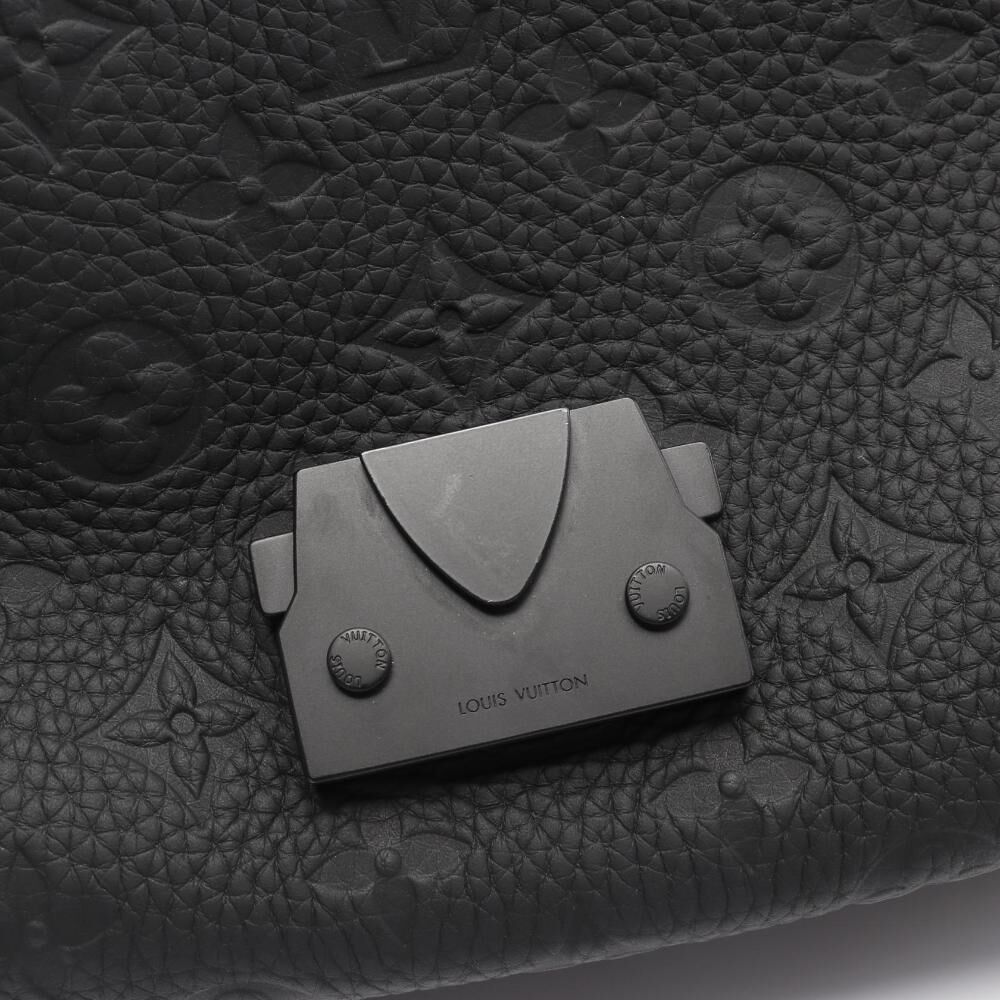 Louis Vuitton Messenger