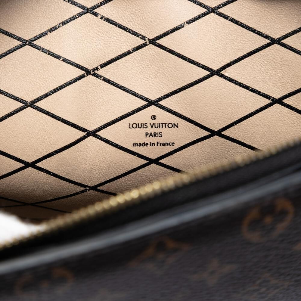 Louis Vuitton Crossbody Bag