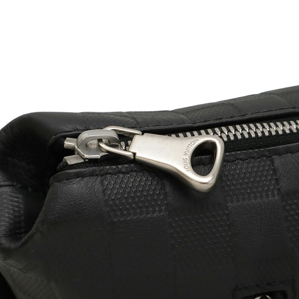 Louis Vuitton Messenger