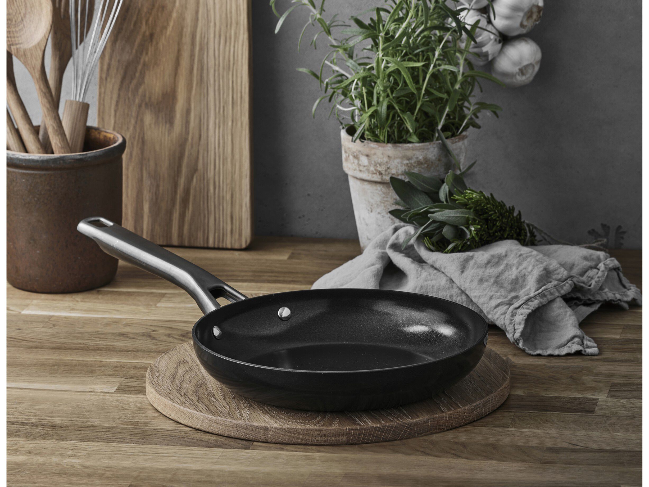 Stekpanna Blavet 24 cm Aluminium/keramisk bel&auml;ggning