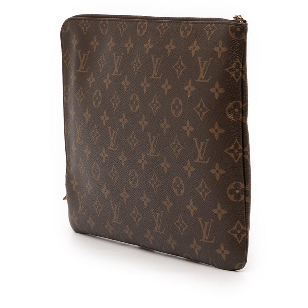 Louis Vuitton Clutch