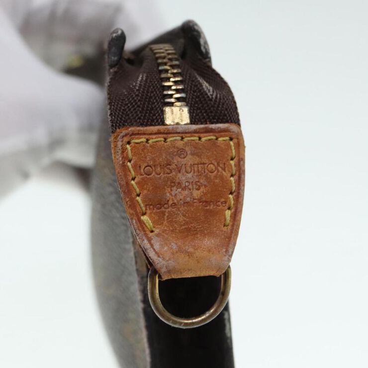 Louis Vuitton Pouch
