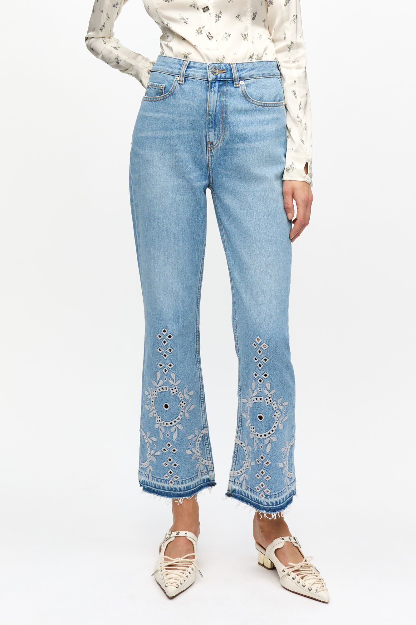 Broderie Anglaise Denim Betzy Cropp