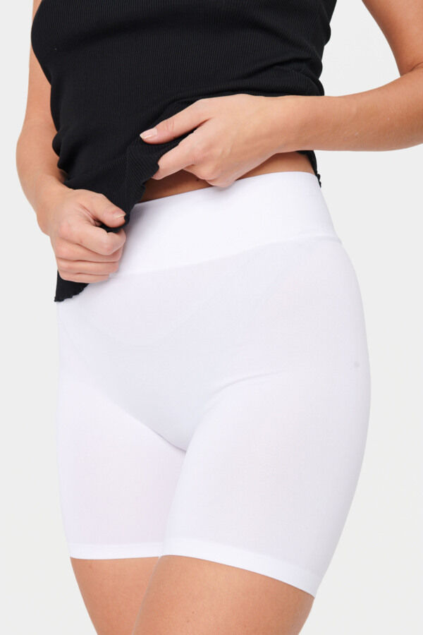 T5920, NinnaSZ Microfiber Shorts