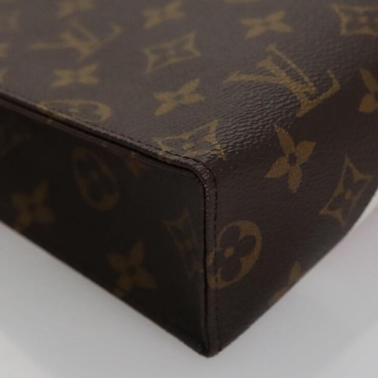 Louis Vuitton Poche Toilette