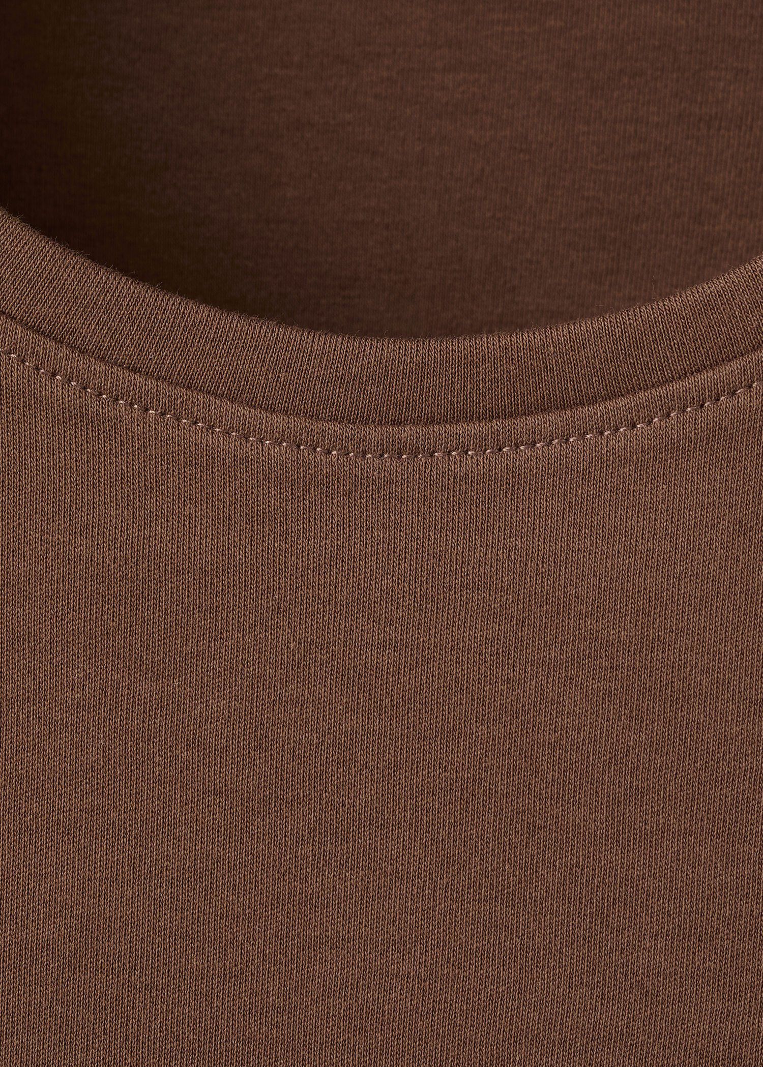 Short-sleeved cotton t-shirt