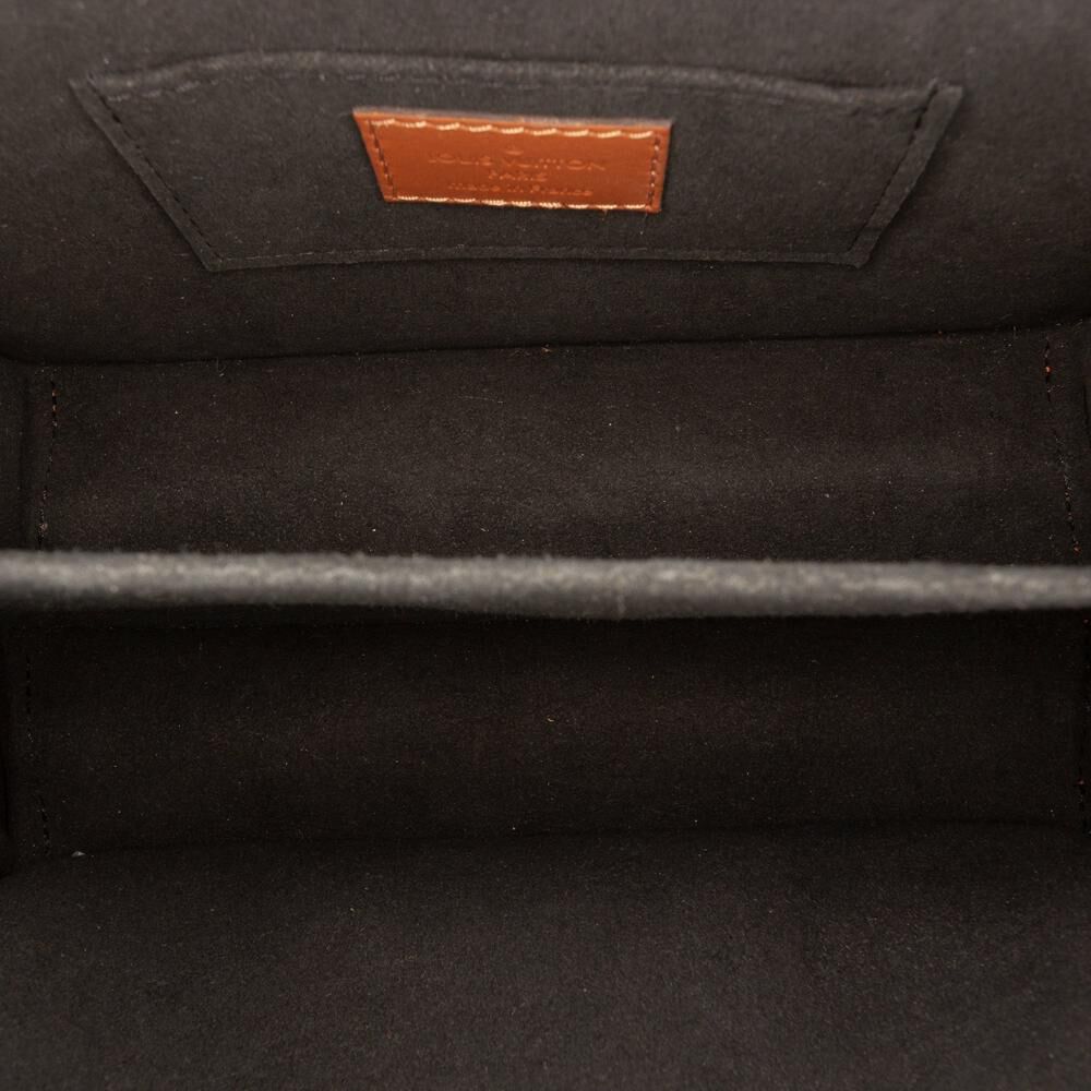 Louis Vuitton Dauphine