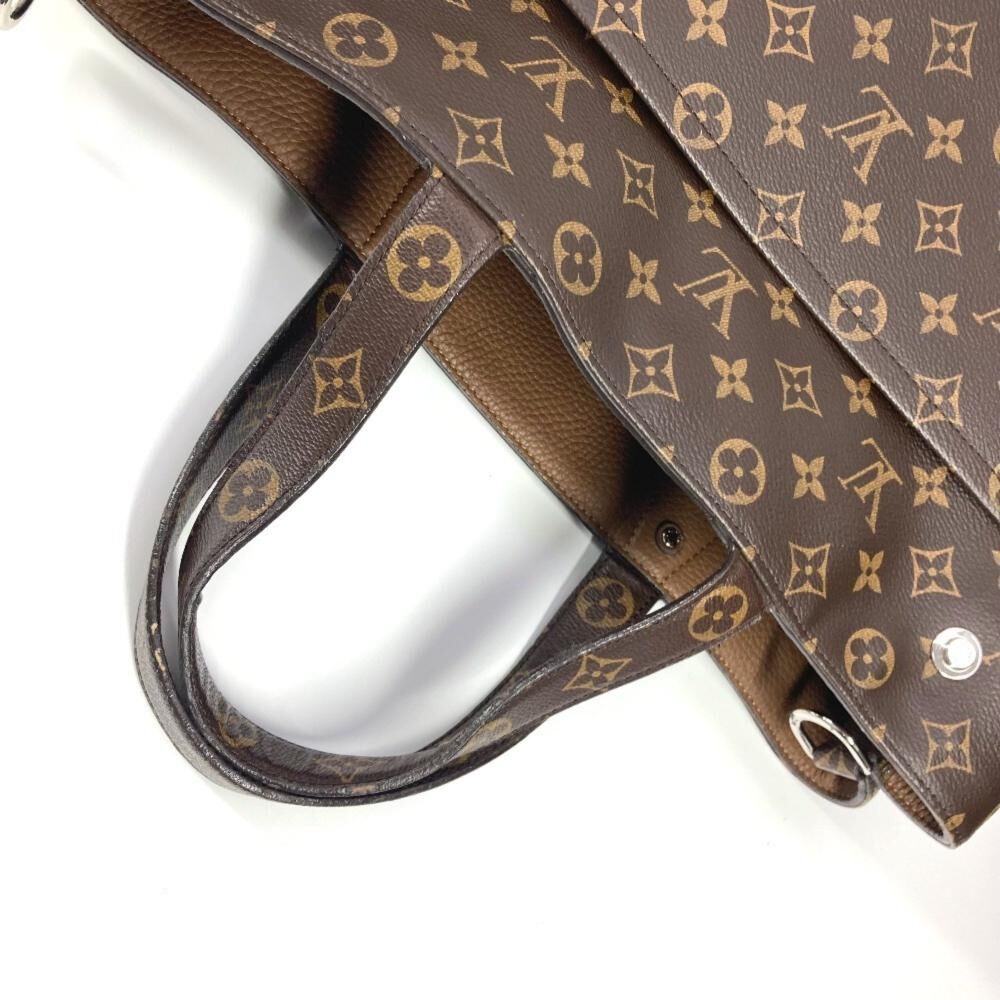 Louis Vuitton Tote