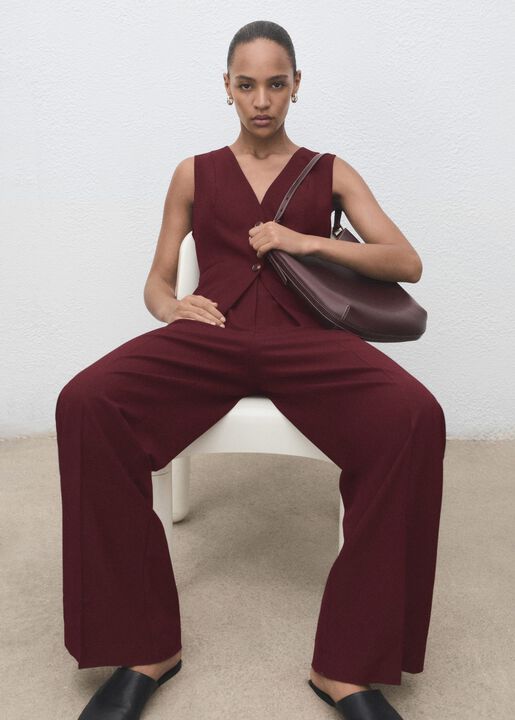 Playsuit. -- VESTY