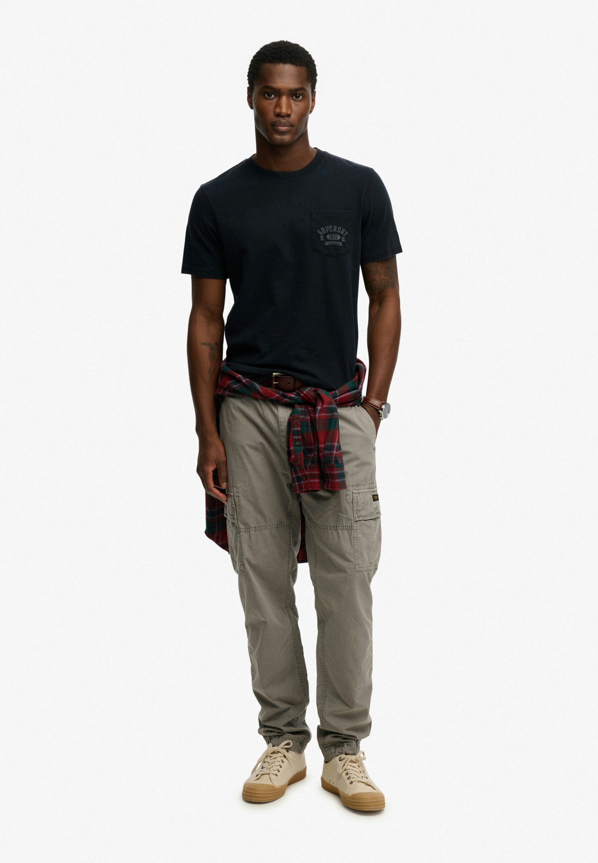 VINTAGE PREP RELAXED PCKET TEE