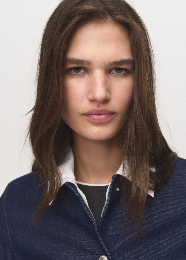 Denim jacket with pockets