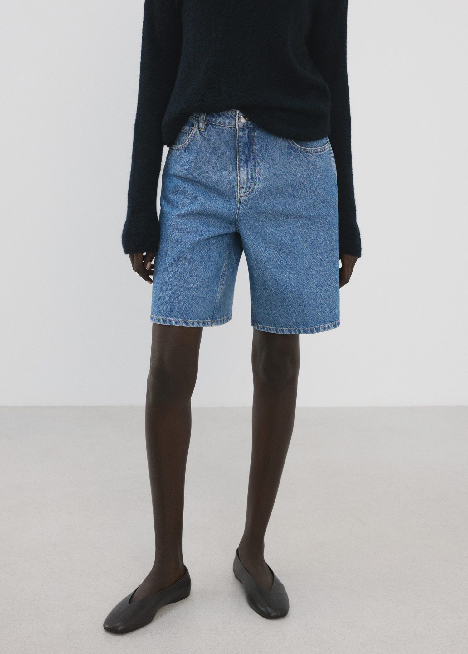 High-waist straight-fit denim short