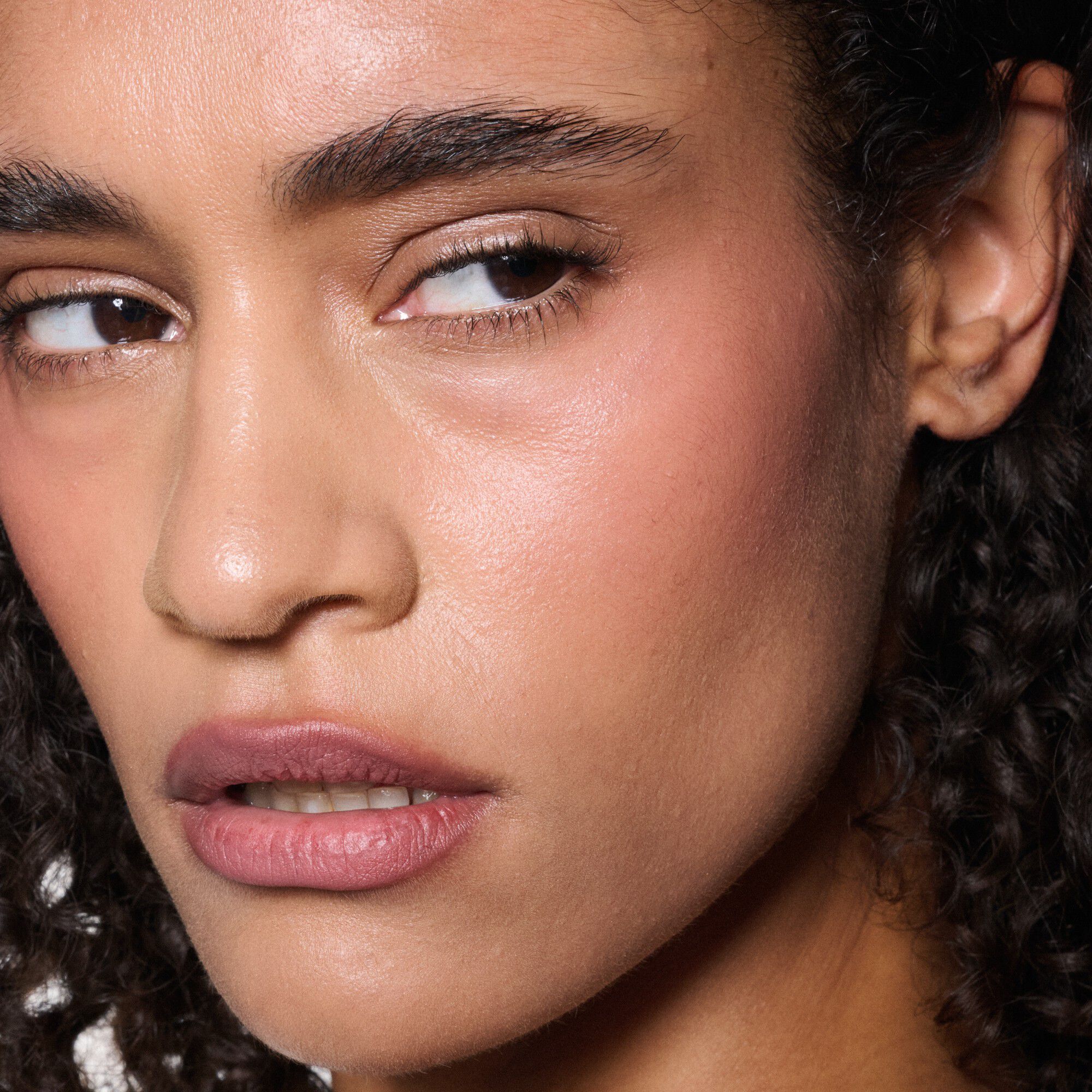 PWDR KSS LIP + CHK MS-VE 5ML/. 17FLO