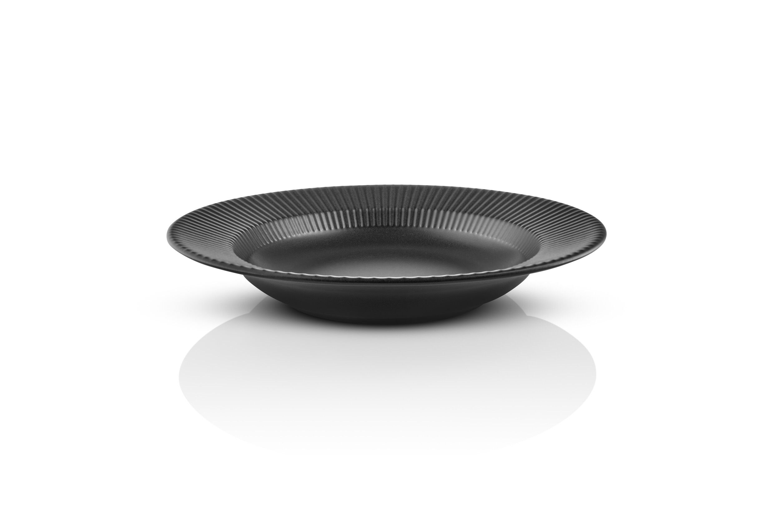 Legio Nova Djup tallrik 25 cm Black