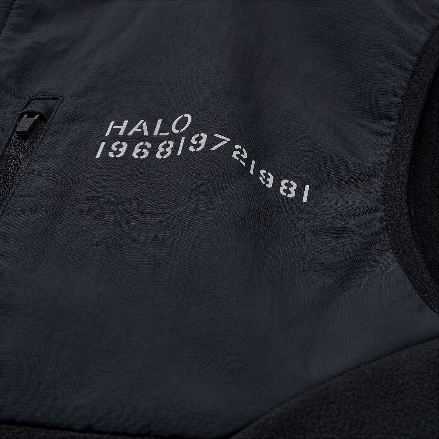 HALO BLOCKED FLEECE VEST
