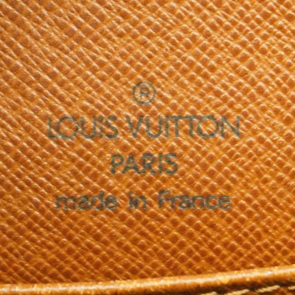 Louis Vuitton Shoulder Bags