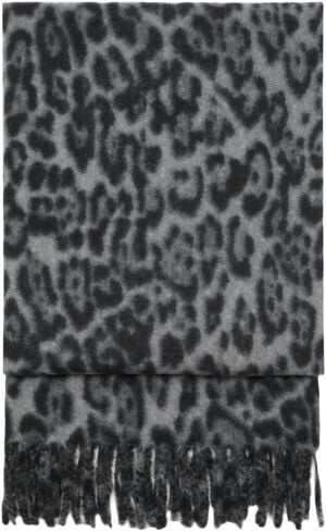 Leopard scarf with fringes