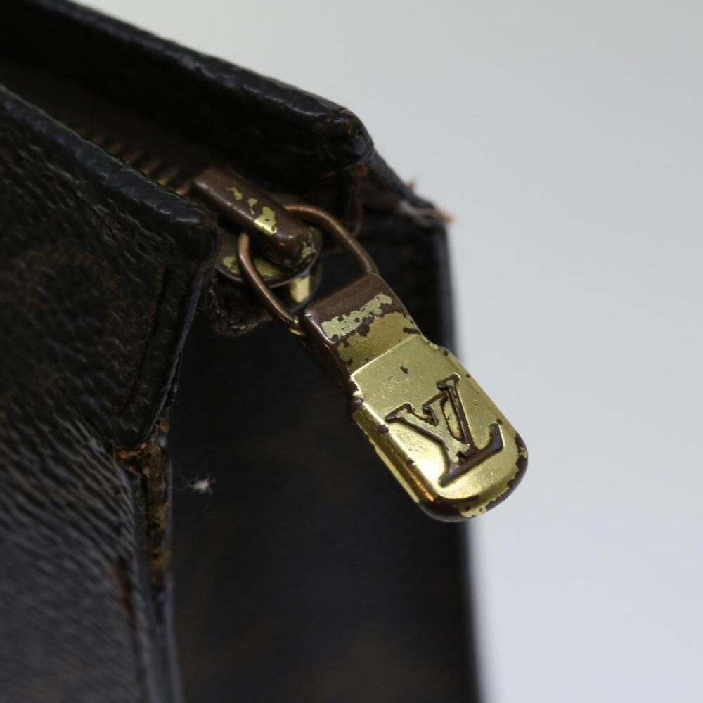 Louis Vuitton Poche Toilette