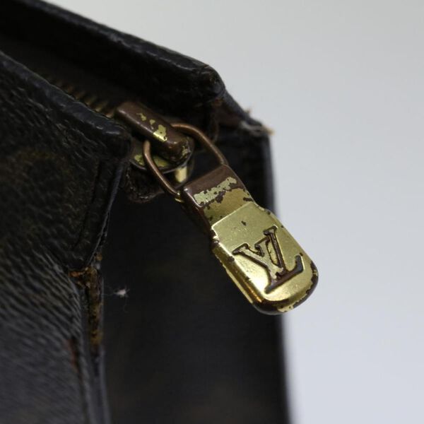 Louis Vuitton Poche Toilette