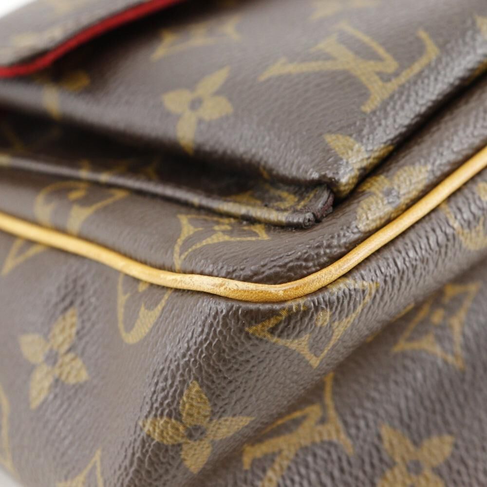 Louis Vuitton Shoulder Bags