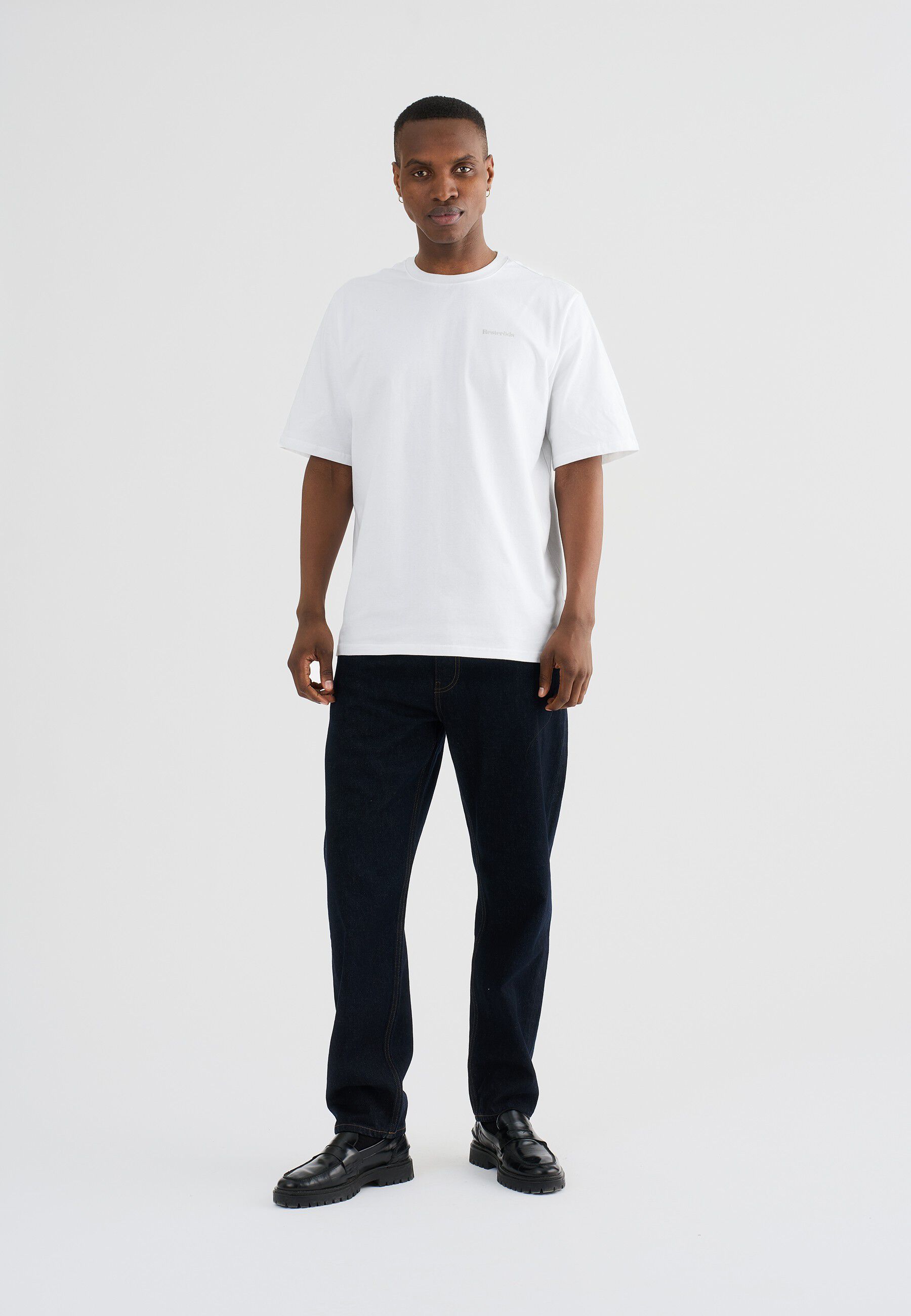 RTMASON STRAIGHT FIT JEANS.