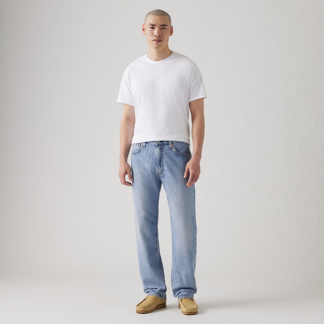 555� Relaxed Straight Lightweight Linen+ Denim Jeans