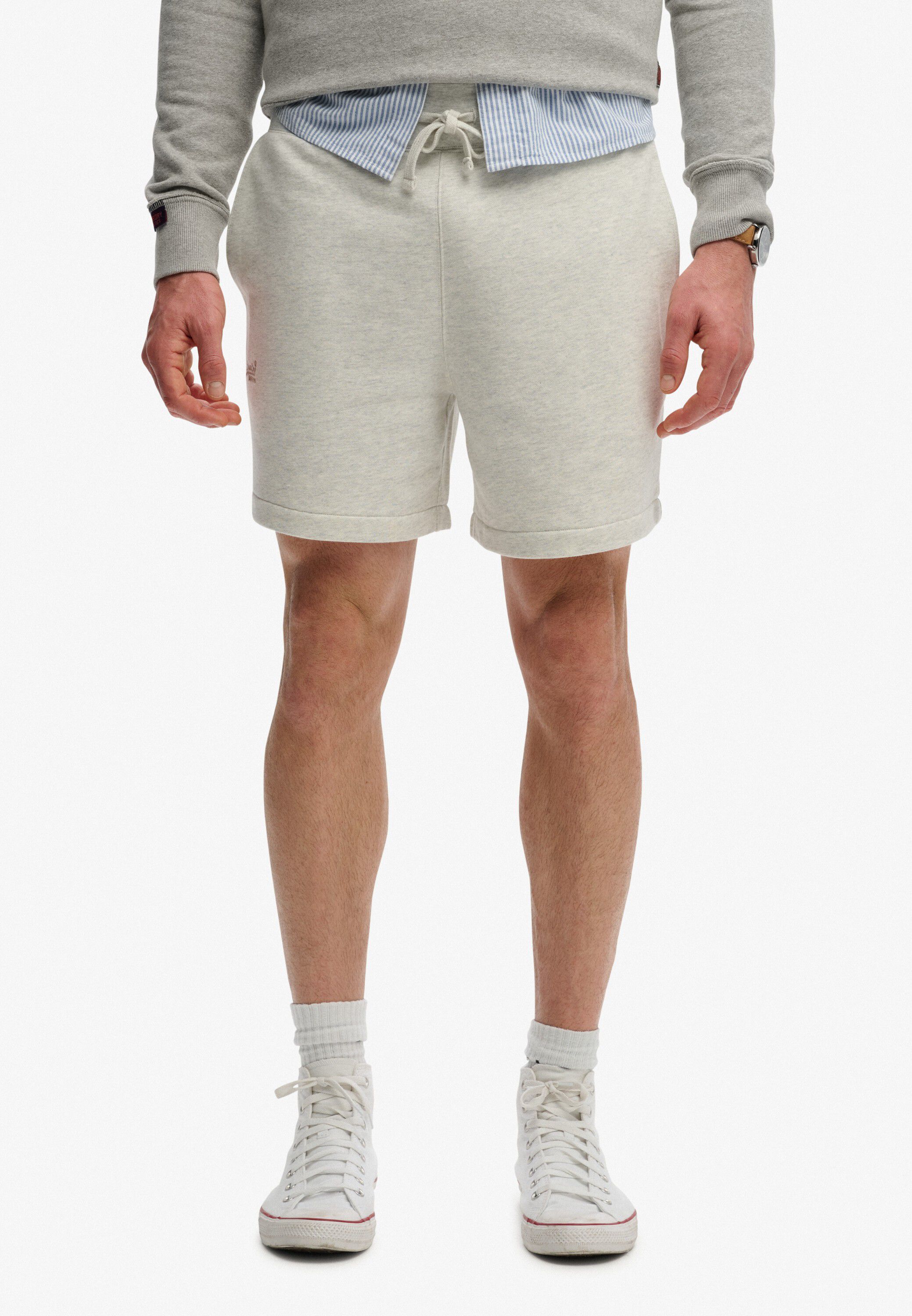 ESSENTIAL LOGO CLASSIC SHORT