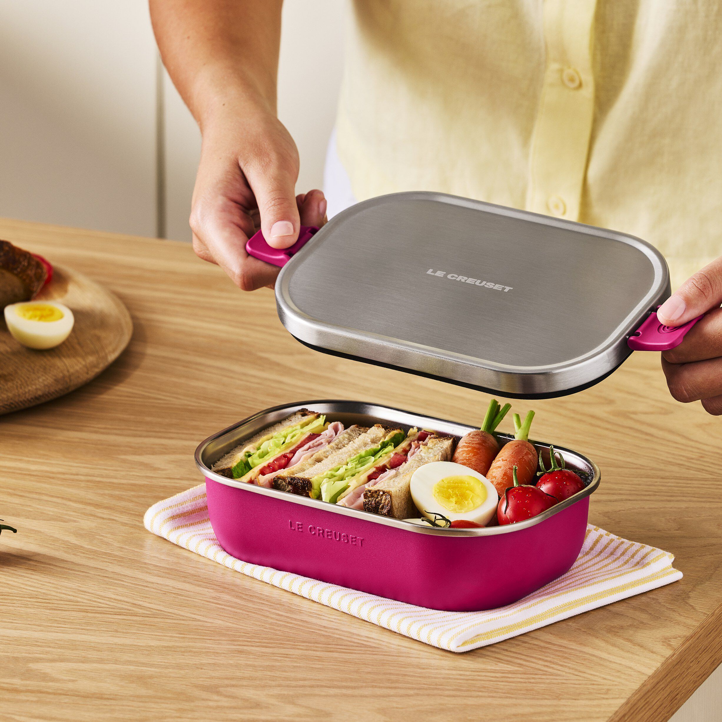 Le Creuset On The Go madkasse 900ml Berry