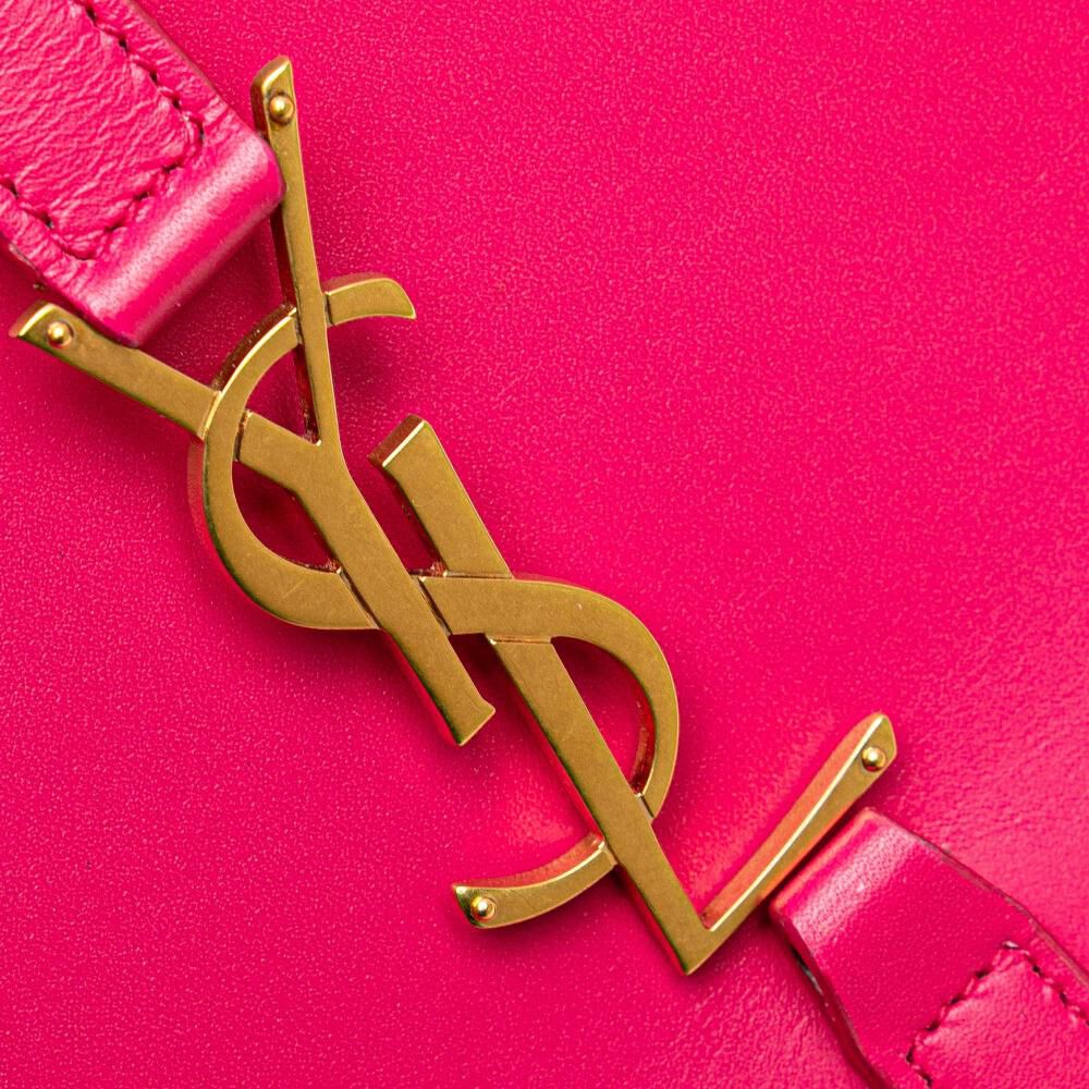 Yves Saint Laurent Shoulder Bag