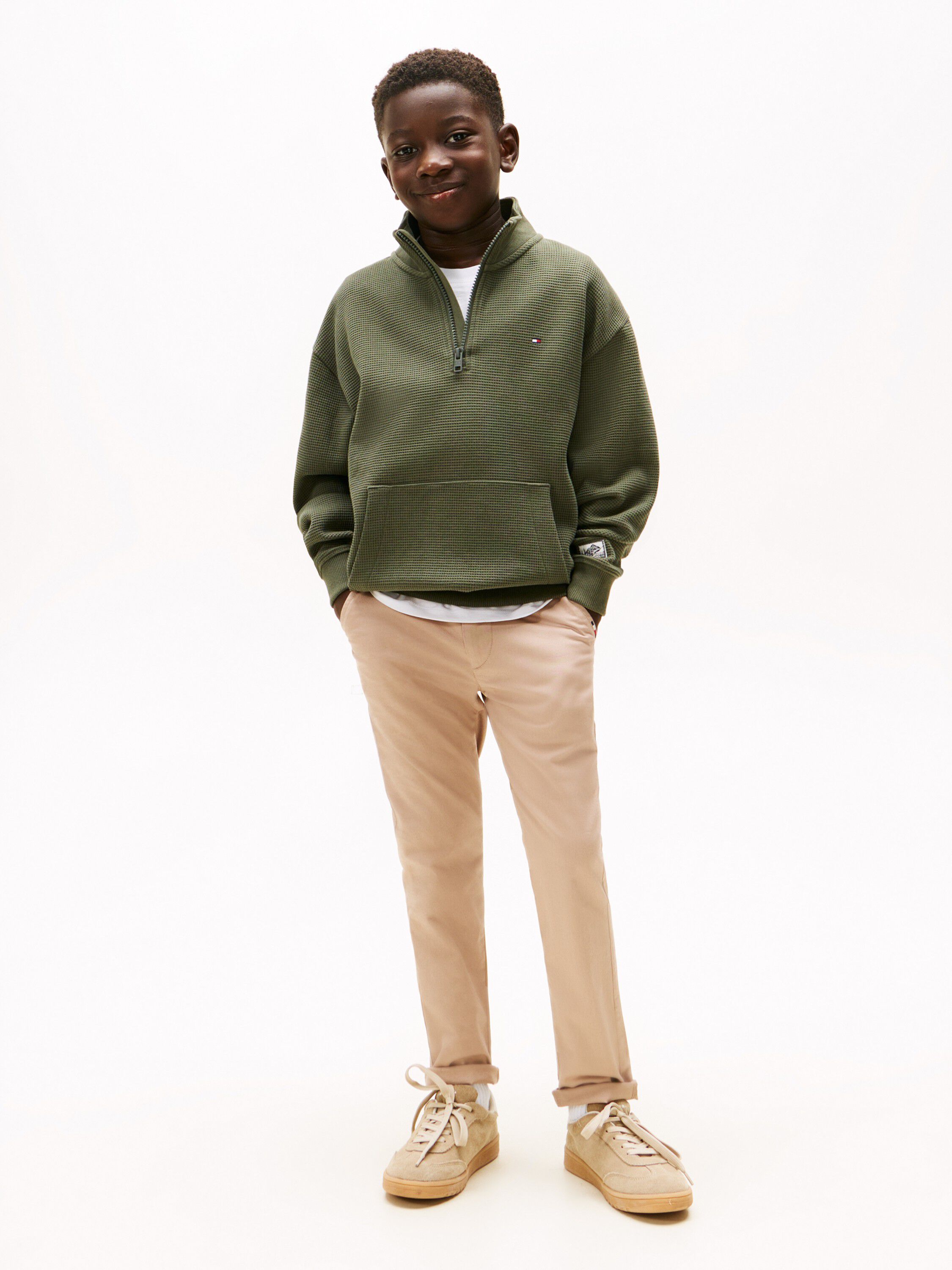 TEXTURE HALF ZIP SWEATSHIRT