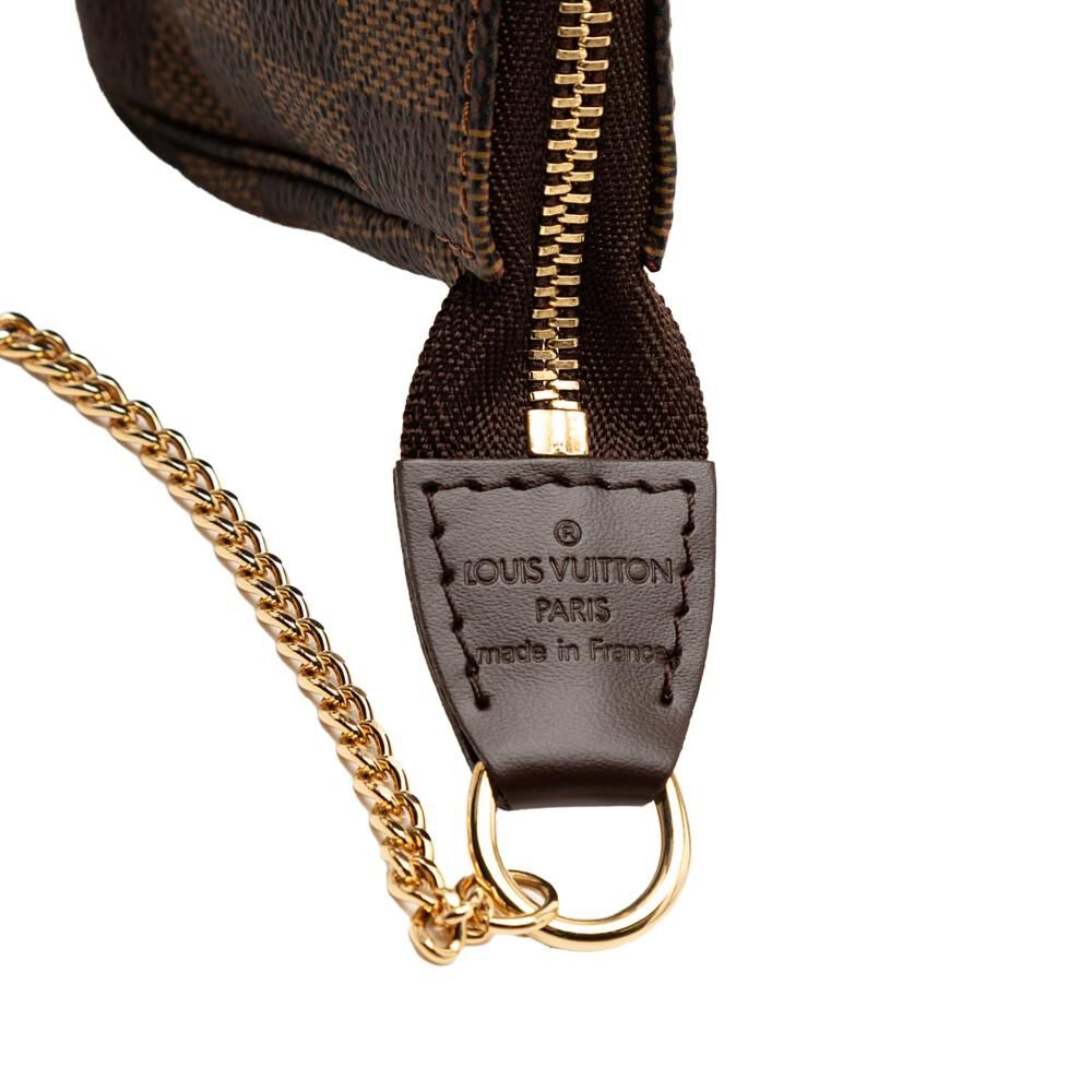 Louis Vuitton Pochette Accessoires