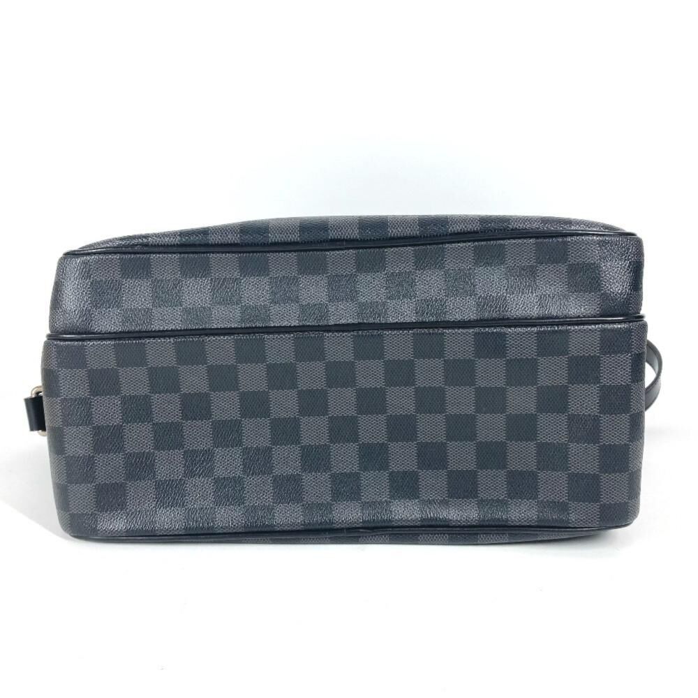 Louis Vuitton Messenger