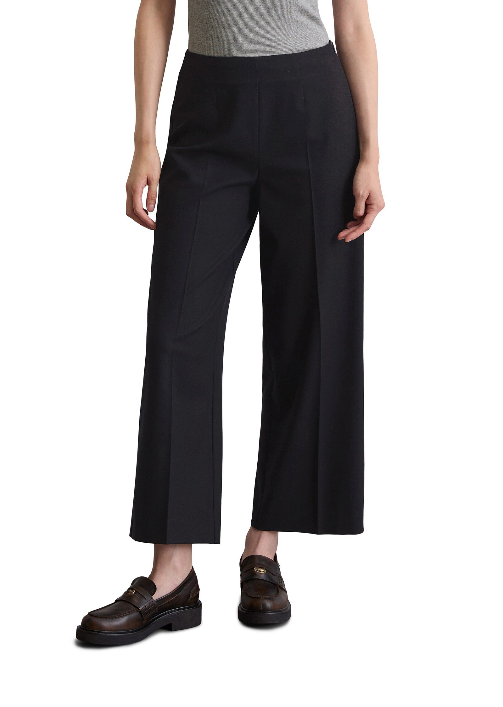 Pants, culotte style, clean look