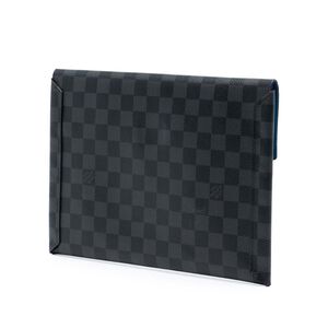 Louis Vuitton Clutch