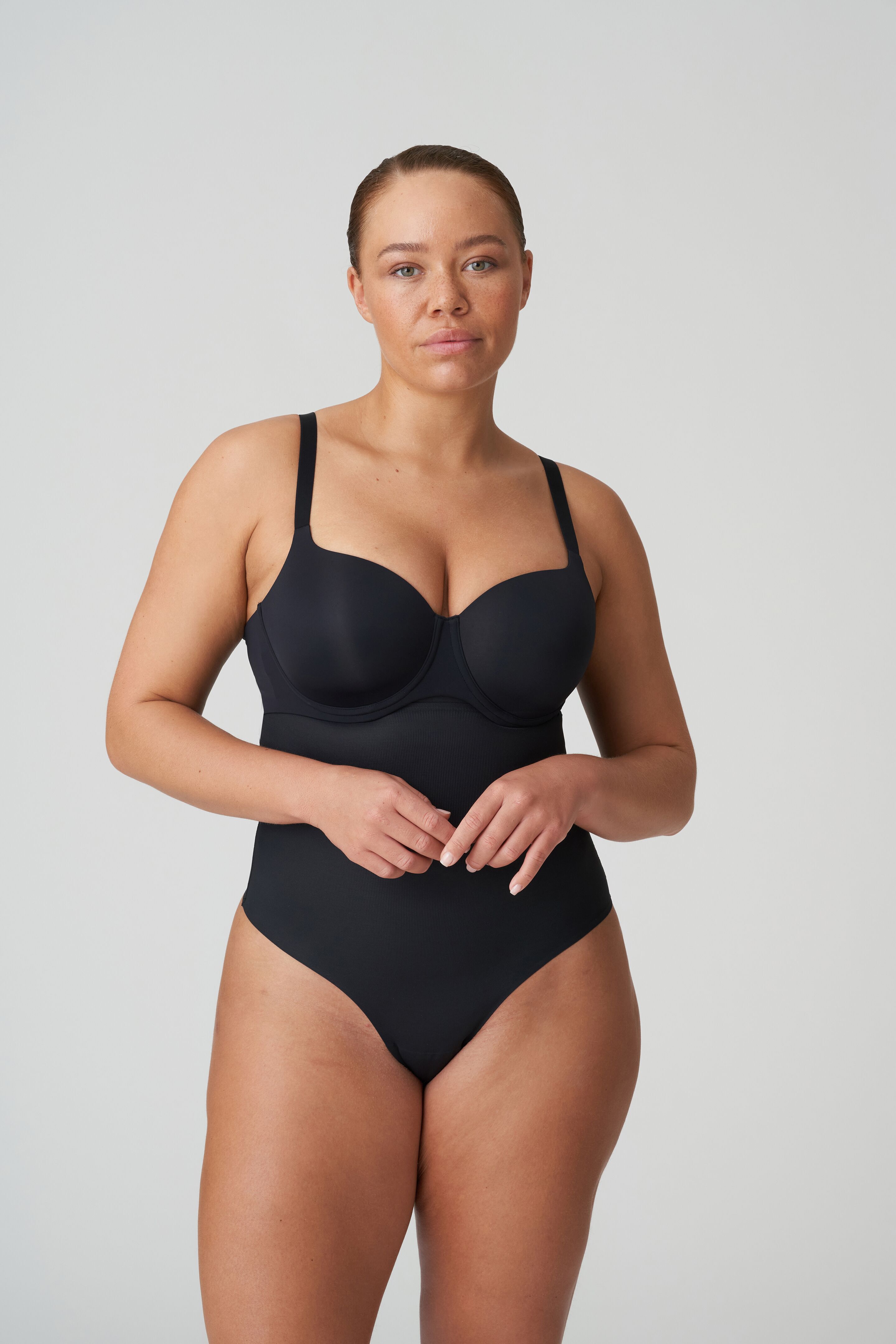 Figuras smoothing thong