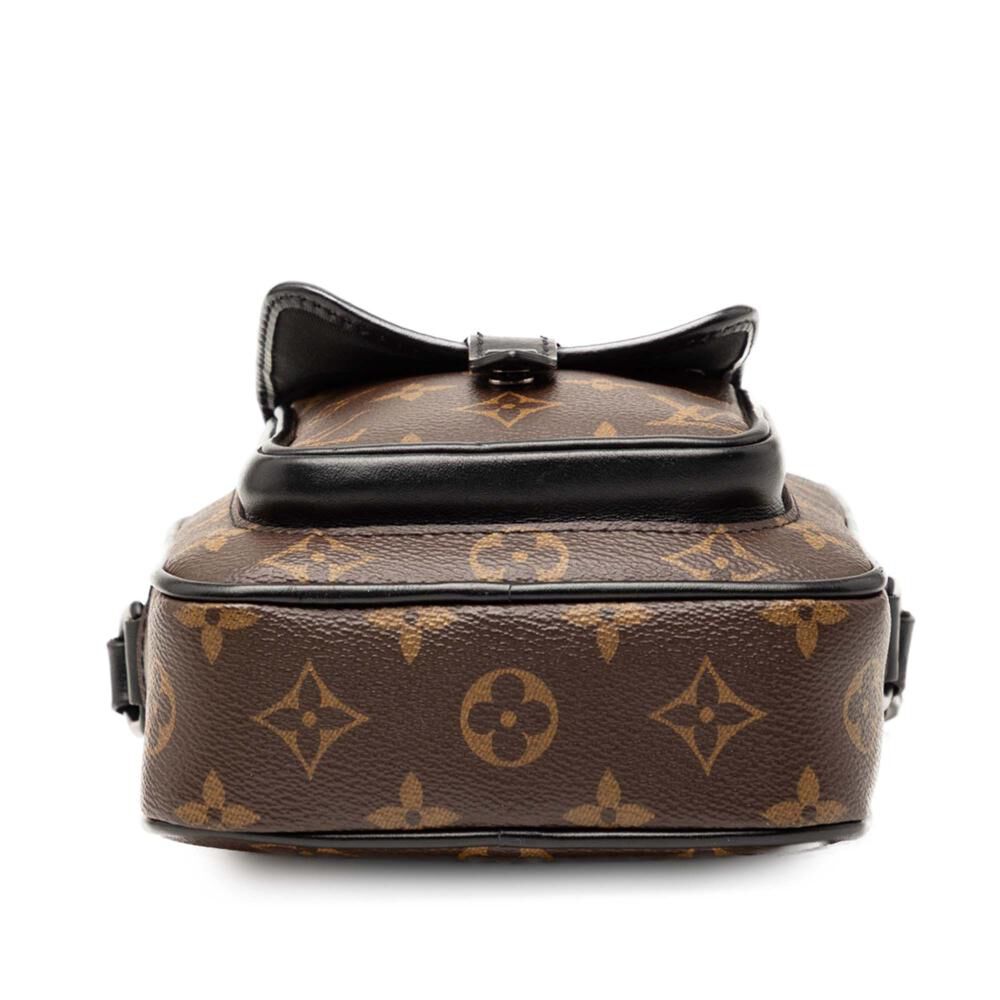 Louis Vuitton Crossbody Bag