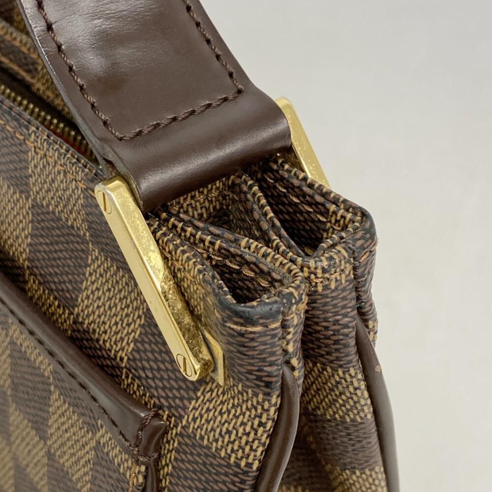 Louis Vuitton Shoulder Bags
