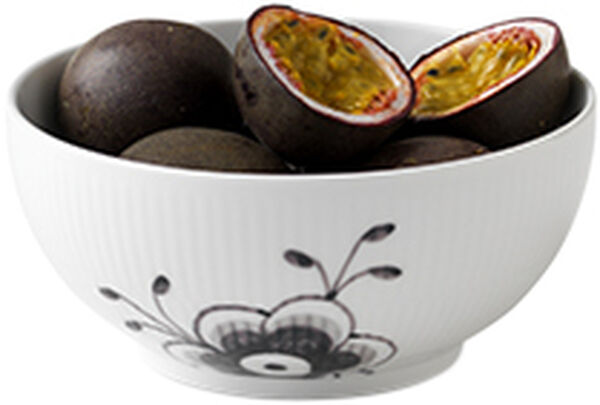 Black Fluted Mega 73 cl skål