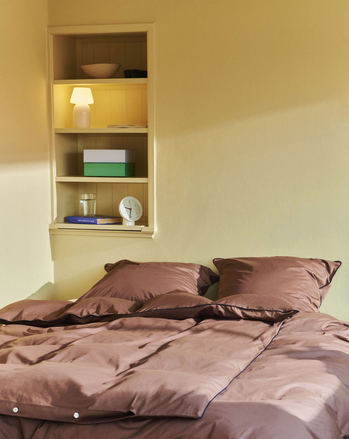 Outline Pillow Case-W63 x L60-Milk