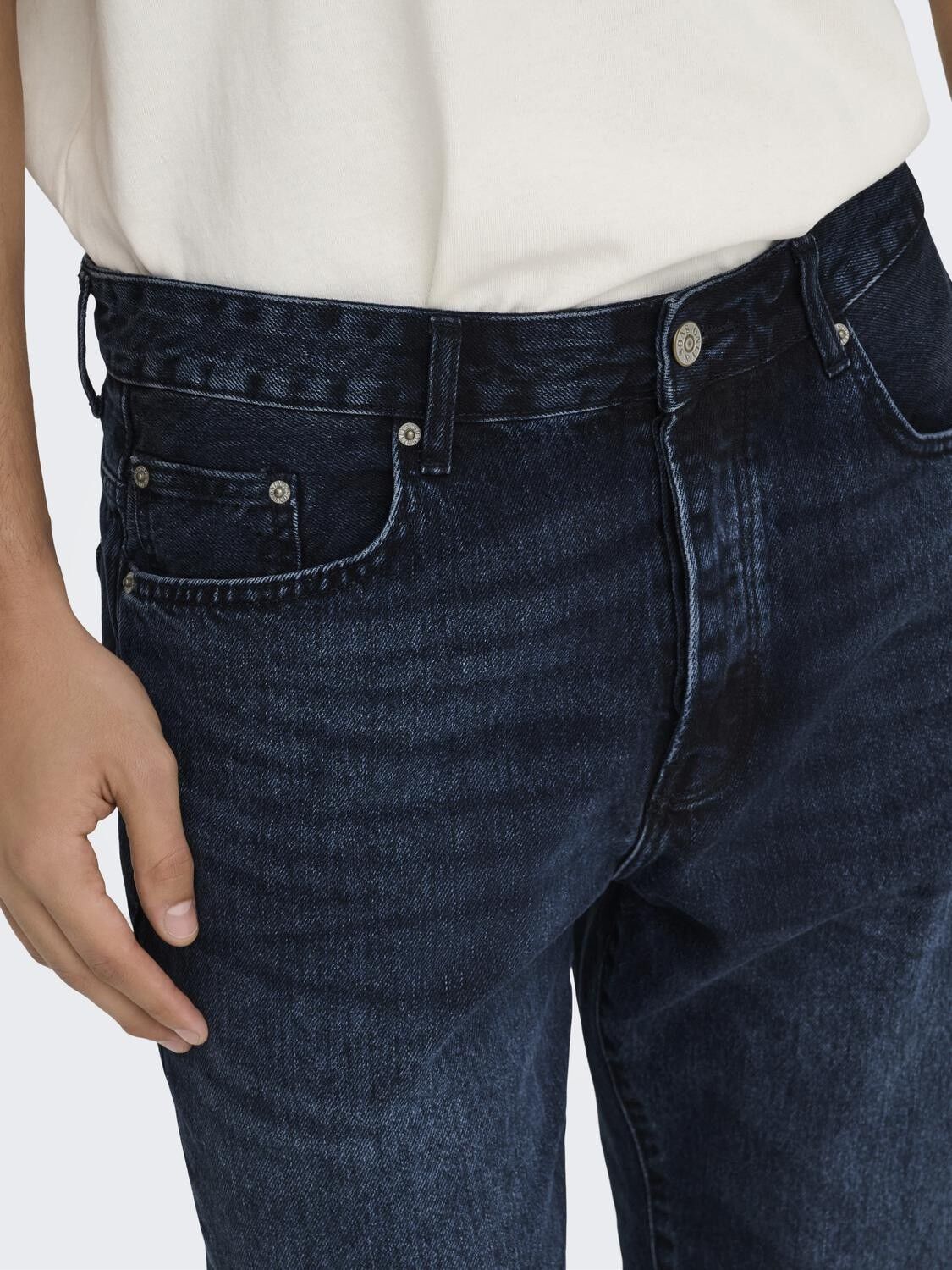 Onsedge Straight Blueb 2391 Tai Dnm