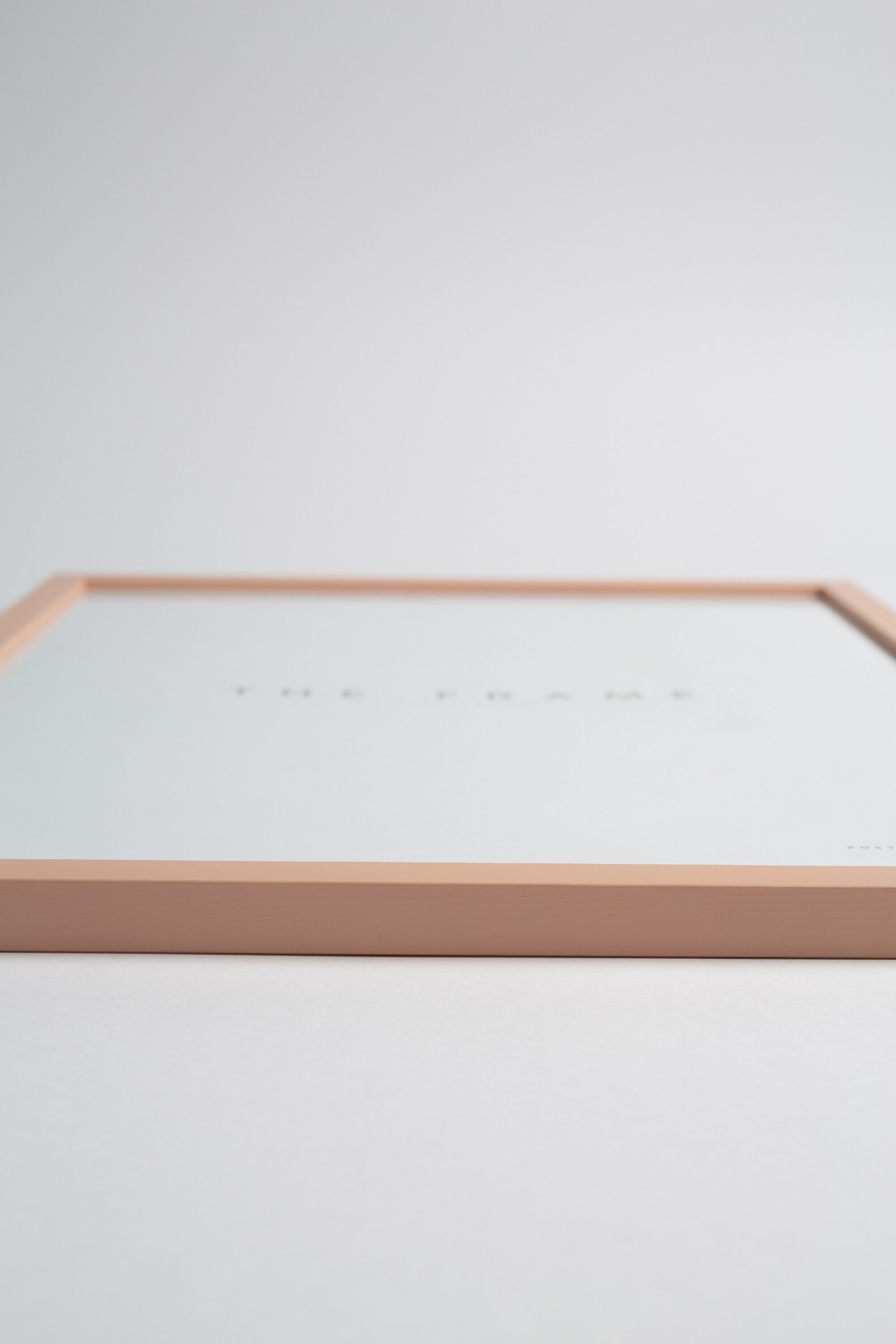 Poster&Frame - Rosa wood 50x70cm