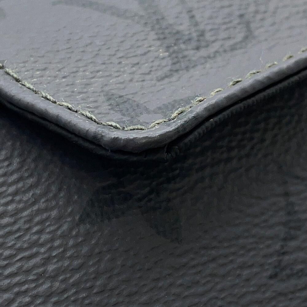 Louis Vuitton Clutch