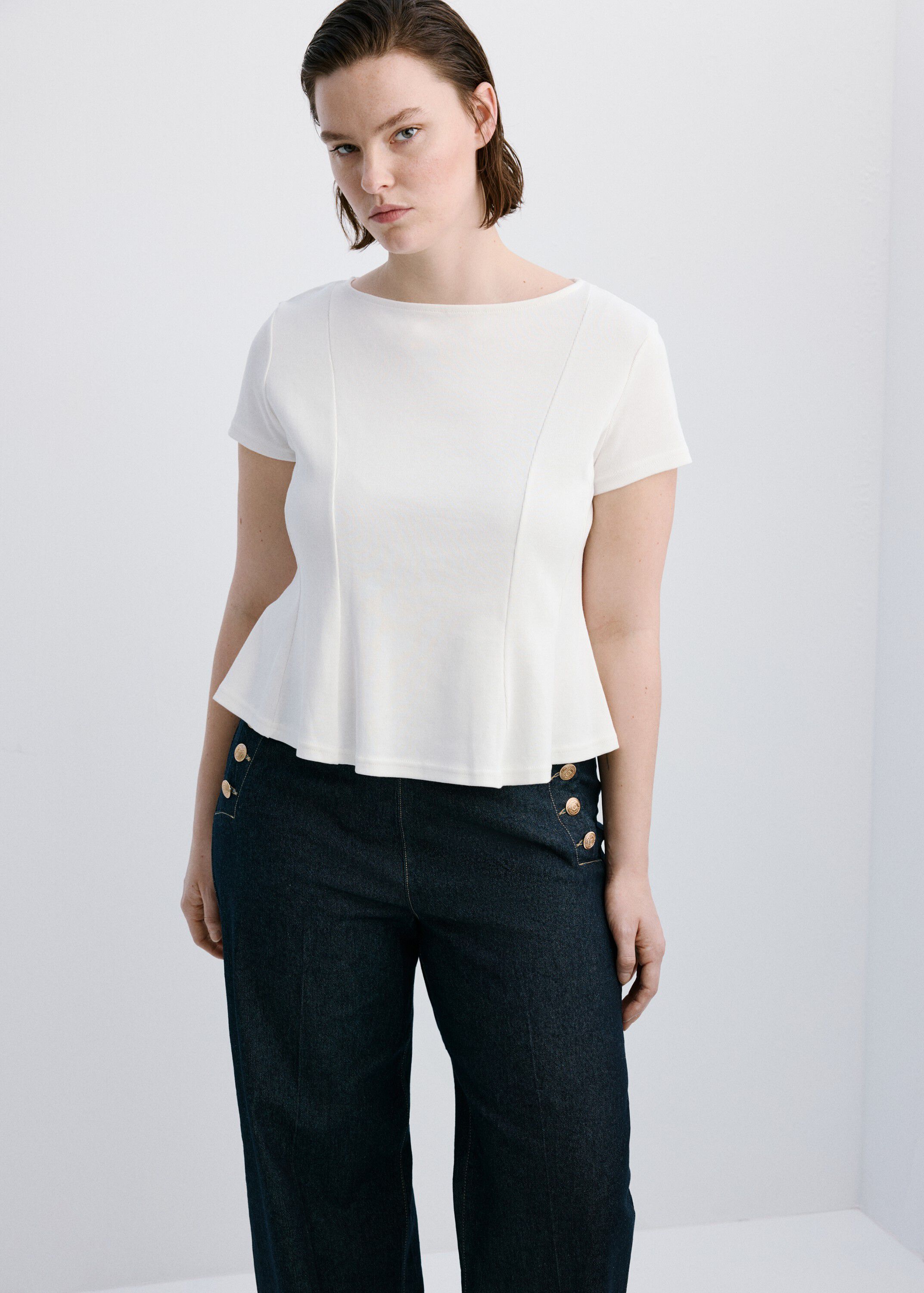 Wide-leg jeans with side buttons